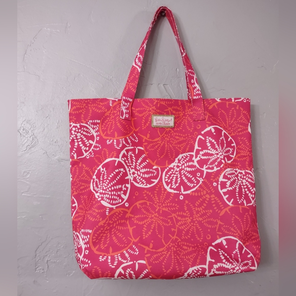 Lilly Pulitzer for Estee bag grocery beautiful ,26 inch wide and 14 inch tall